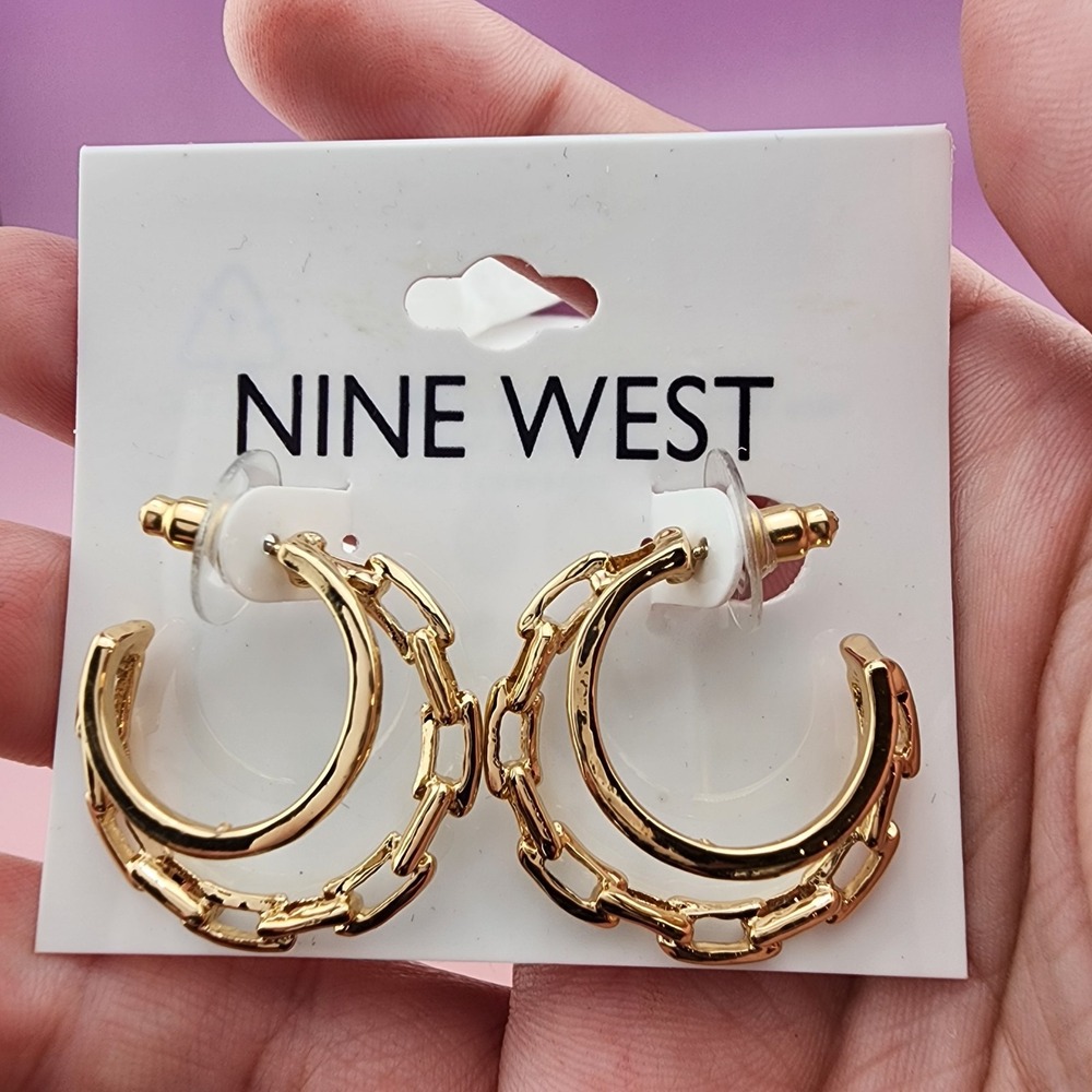 Nine West Gold Tone Chain Link Hoop Earrings Modern Statement Fashion Jewelry